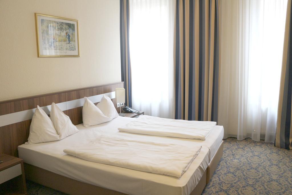 Hotel Carina Viena Exterior foto